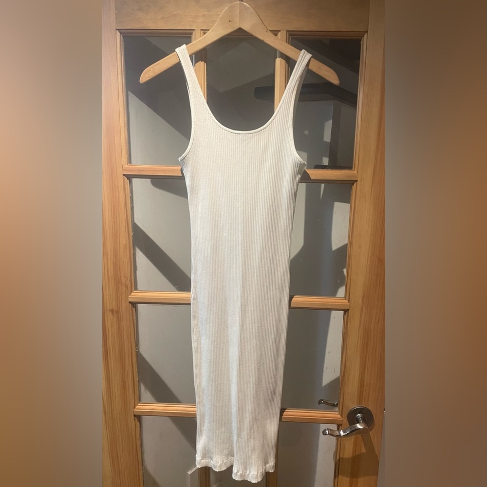 Wilfred Free Ribbed Knit Top in Cream